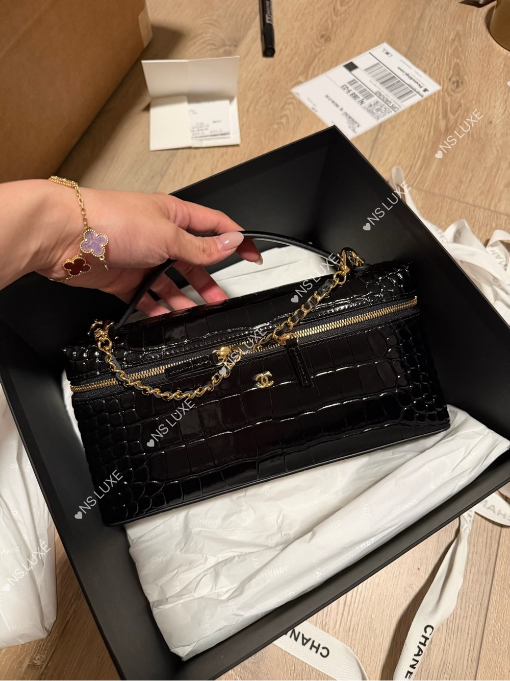 CHANEL Black Croc-Embossed Leather Shoulder Bag with Gold Chain